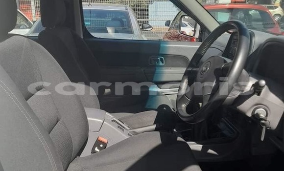 Buy Used Nissan NP 300 White Car in Amaury in Rivière du Rempart District Buy Used Nissan NP 300 White Car in Amaury in Rivière du Rempart District