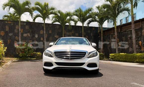 Buy Used Mercedes-Benz C–Class White Car in Amaury in Rivière du Rempart District