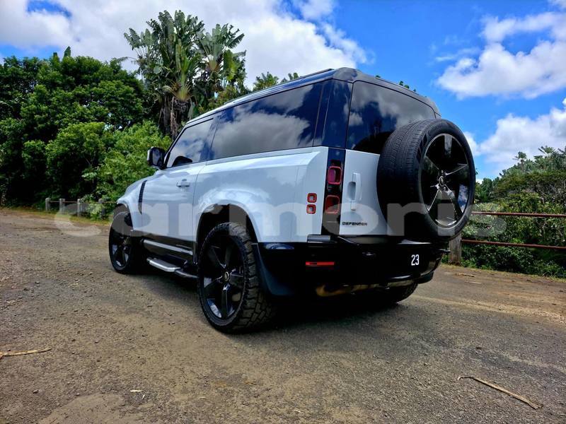 Big with watermark land rover defender pamplemousses district arsenal 7886