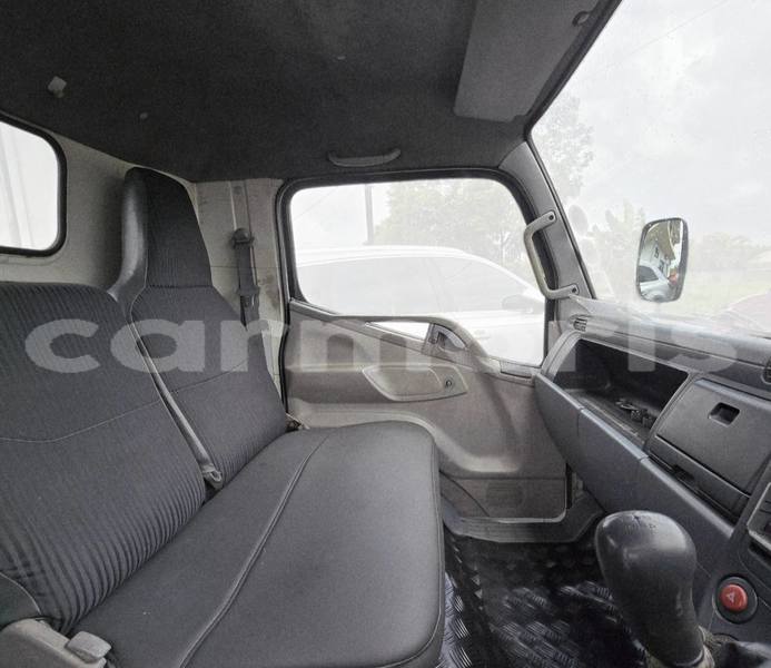 Big with watermark mitsubishi van pamplemousses district baie du tombeau 7890