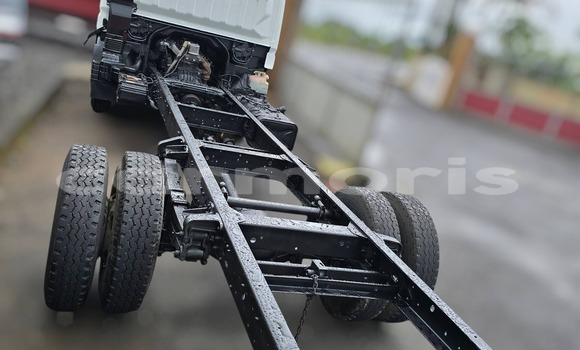 Buy Used Mitsubishi Van White Truck in Baie du Tombeau in Pamplemousses District Buy Used Mitsubishi Van White Truck in Baie du Tombeau in Pamplemousses District