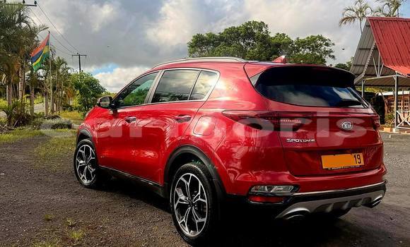 Buy Used Kia Sportage Red Car in Baie du Cap in Savanne District Buy Used Kia Sportage Red Car in Baie du Cap in Savanne District