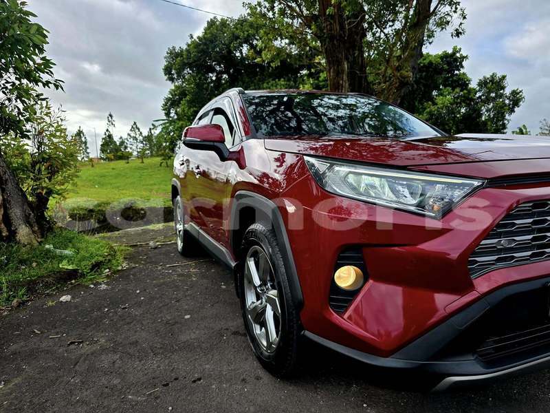 Big with watermark toyota rav4 pamplemousses district arsenal 7897