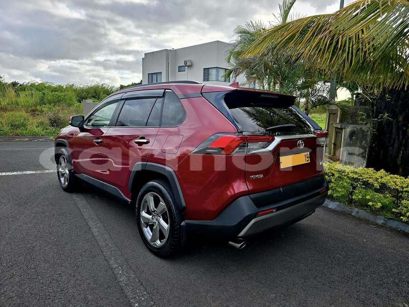 Big with watermark toyota rav4 pamplemousses district arsenal 7897