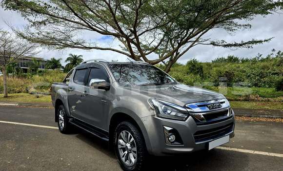 Buy Used Isuzu D–MAX Other Car in Baie Malgache in Rodrigues Buy Used Isuzu D–MAX Other Car in Baie Malgache in Rodrigues