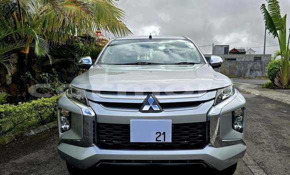 Buy Used Mitsubishi Triton Other Car in Arsenal in Pamplemousses District