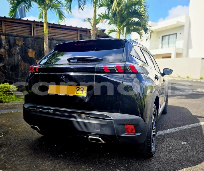 Big with watermark peugeot 2008 pamplemousses district baie du tombeau 7902