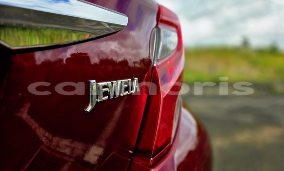 Buy Used Toyota Vitz Red Car in Anse La Raie in Rivière du Rempart District Buy Used Toyota Vitz Red Car in Anse La Raie in Rivière du Rempart District