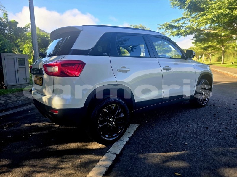 Big with watermark toyota urban cruiser rodrigues baie malgache 7907