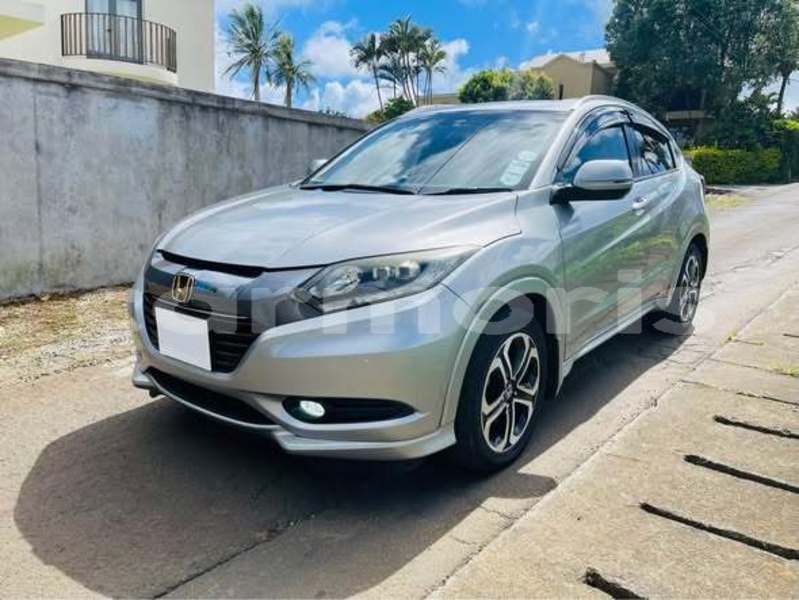 Big with watermark honda vezel black river district albion 7922