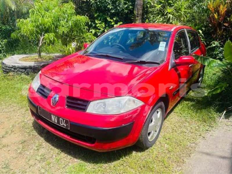 Big with watermark renault megane riviere du rempart district amitie gokhoola 7923