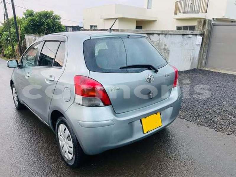 Big with watermark toyota vitz pamplemousses district arsenal 7924