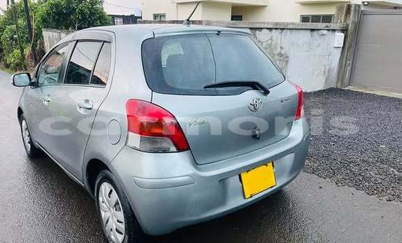 Buy Used Toyota Vitz Other Car in Arsenal in Pamplemousses District Buy Used Toyota Vitz Other Car in Arsenal in Pamplemousses District