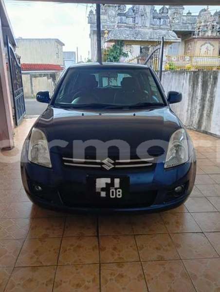 Big with watermark toyota altis riviere du rempart district anse la raie 7925