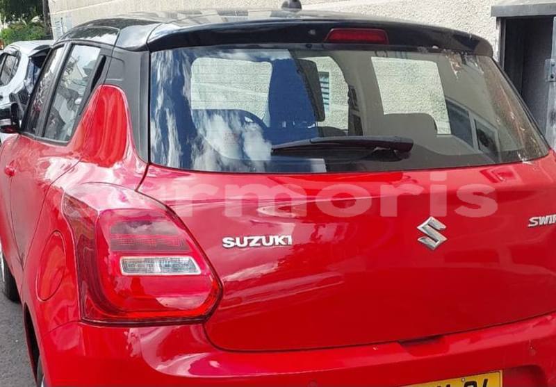 Big with watermark suzuki liana black river district albion 7929