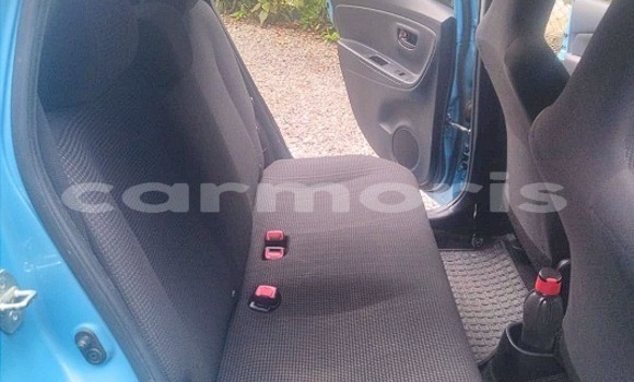 Buy Used Toyota Vitz Blue Car in Sebastopol in Flacq Buy Used Toyota Vitz Blue Car in Sebastopol in Flacq