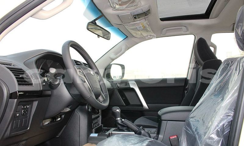 Big with watermark toyota land cruiser prado riviere du rempart district anse la raie 7935