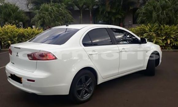 Buy Used Mitsubishi Lancer White Car in Port Louis in Port Louis District Buy Used Mitsubishi Lancer White Car in Port Louis in Port Louis District