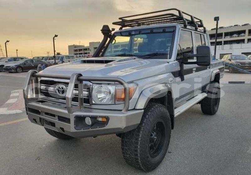 Big with watermark toyota land cruiser pamplempousses d epinay 7937