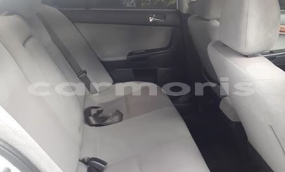 Buy Used Mitsubishi Lancer White Car in Port Louis in Port Louis District Buy Used Mitsubishi Lancer White Car in Port Louis in Port Louis District