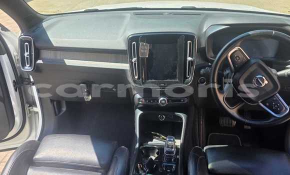 Buy Used Volvo XC40 White Car in Bambous in Black River District Buy Used Volvo XC40 White Car in Bambous in Black River District