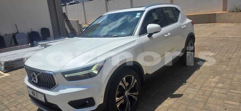 Big with watermark volvo xc40 black river district bambous 7940