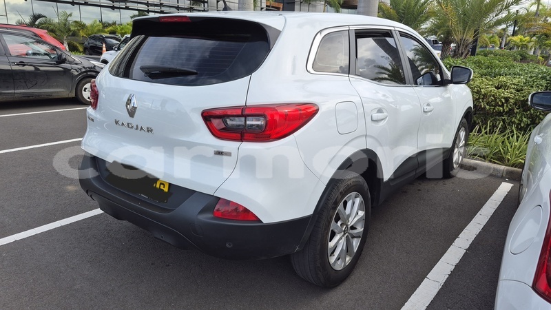 Big with watermark renault kadjar moka ripailles 7942