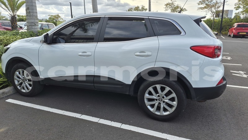 Big with watermark renault kadjar moka ripailles 7942