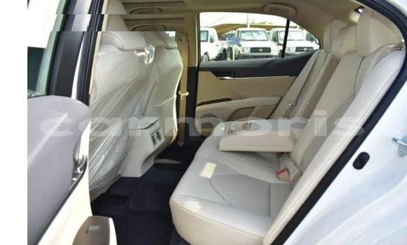 Buy Used Toyota Camry White Car in Port Louis in Port Louis District Buy Used Toyota Camry White Car in Port Louis in Port Louis District