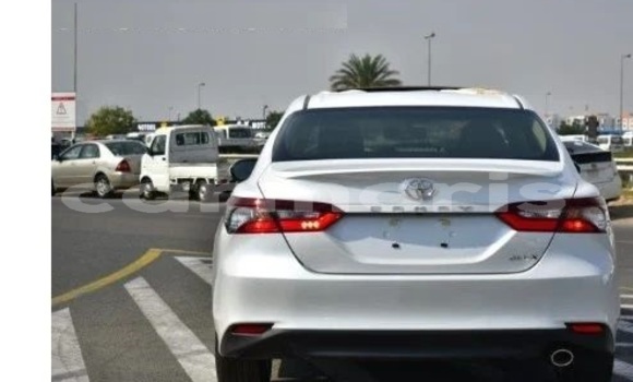 Buy Used Toyota Camry White Car in Port Louis in Port Louis District Buy Used Toyota Camry White Car in Port Louis in Port Louis District