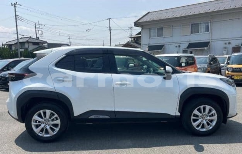 Big with watermark toyota yaris flacq bel air 7958