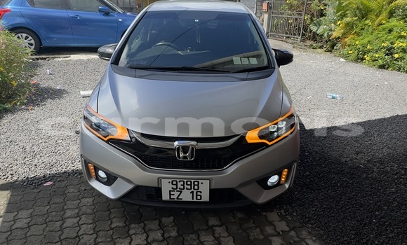 Buy Used Honda fit Other Car in Quatre Bornes in Plaines Wilhems District Buy Used Honda fit Other Car in Quatre Bornes in Plaines Wilhems District
