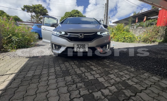 Buy Used Honda fit Other Car in Quatre Bornes in Plaines Wilhems District Buy Used Honda fit Other Car in Quatre Bornes in Plaines Wilhems District