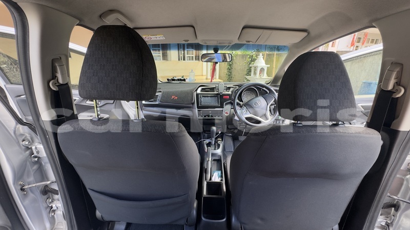 Big with watermark honda fit plaines wilhems district quatre bornes 7959