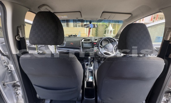 Buy Used Honda fit Other Car in Quatre Bornes in Plaines Wilhems District Buy Used Honda fit Other Car in Quatre Bornes in Plaines Wilhems District