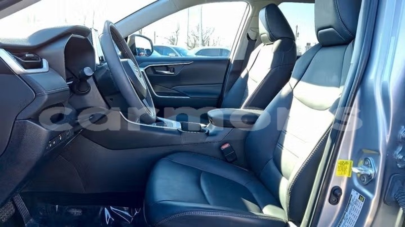 Big with watermark toyota rav4 flacq bel air 7961