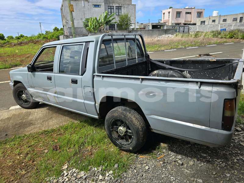 Big with watermark mitsubishi l200 savanne riviere des anguilles 7966