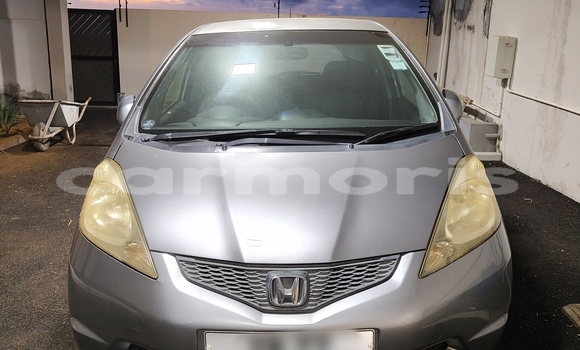 Buy Used Honda fit Silver Car in Moka in Moka