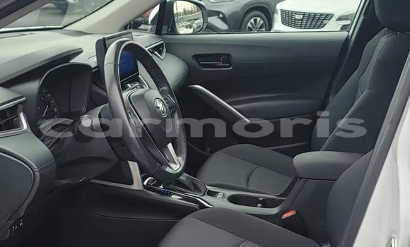 Buy Used Toyota Corolla Cross White Car in Bel Air in Flacq Buy Used Toyota Corolla Cross White Car in Bel Air in Flacq