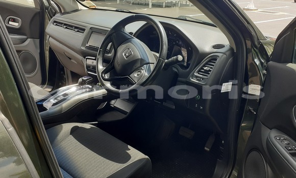 Buy Used Honda vezel Green Car in Bambous in Black River District Buy Used Honda vezel Green Car in Bambous in Black River District