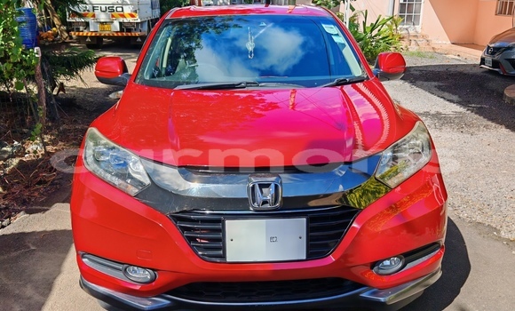 Buy Used Honda vezel Red Car in Vacoas–Phoenix in Plaines Wilhems District
