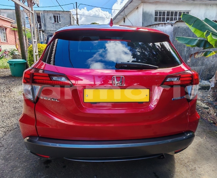 Big with watermark honda vezel plaines wilhems district vacoas phoenix 7984