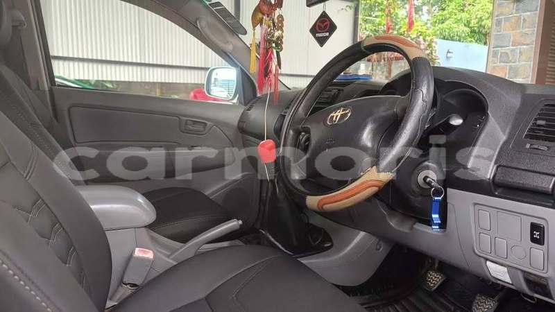 Big with watermark toyota hilux port louis district port louis 7993