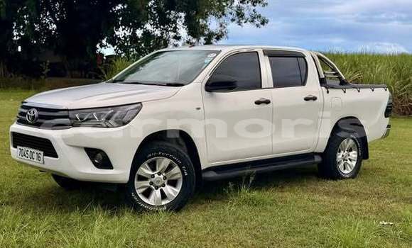 Buy Used Toyota Hilux Other Car in Port Louis in Port Louis District