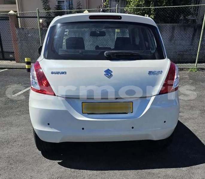 Big with watermark suzuki swift port louis district port louis 7999