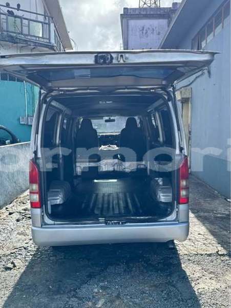 Big with watermark toyota hiace pamplempousses pointe aux piments 8012