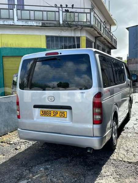 Big with watermark toyota hiace pamplempousses pointe aux piments 8012