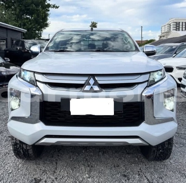 Big with watermark mitsubishi l200 savanne bel ombre 8023