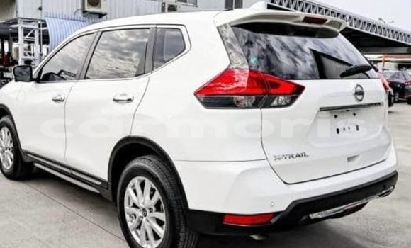 Buy Used Nissan X–Trail White Car in Bel Ombre in Savanne Buy Used Nissan X–Trail White Car in Bel Ombre in Savanne