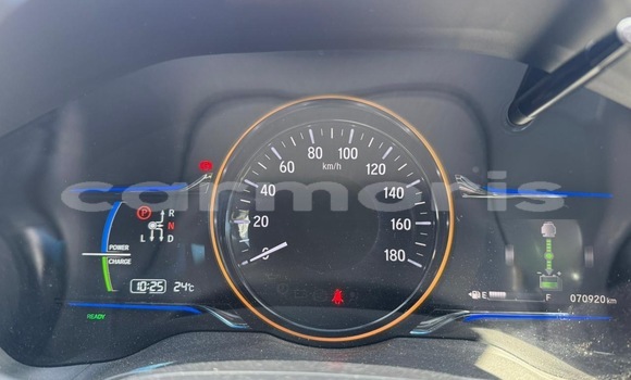 Buy Used Honda vezel White Car in Port Louis in Port Louis District Buy Used Honda vezel White Car in Port Louis in Port Louis District